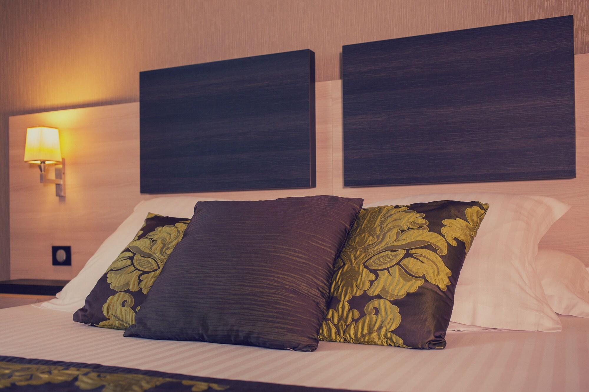 לימוז' Best Western Plus Richelieu מראה חיצוני תמונה